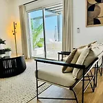 Casa Palmeras Daire